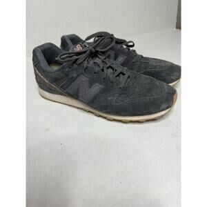 New Balance 696 Suede Gray and Pink Womens Trendy Shoes Size 9.5